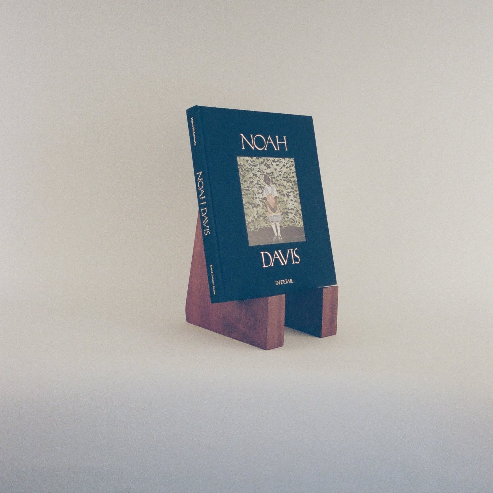 Piscina Book Stands