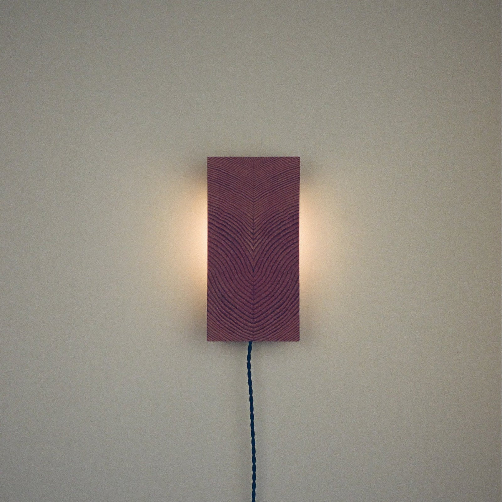 Bookmatch Sconce